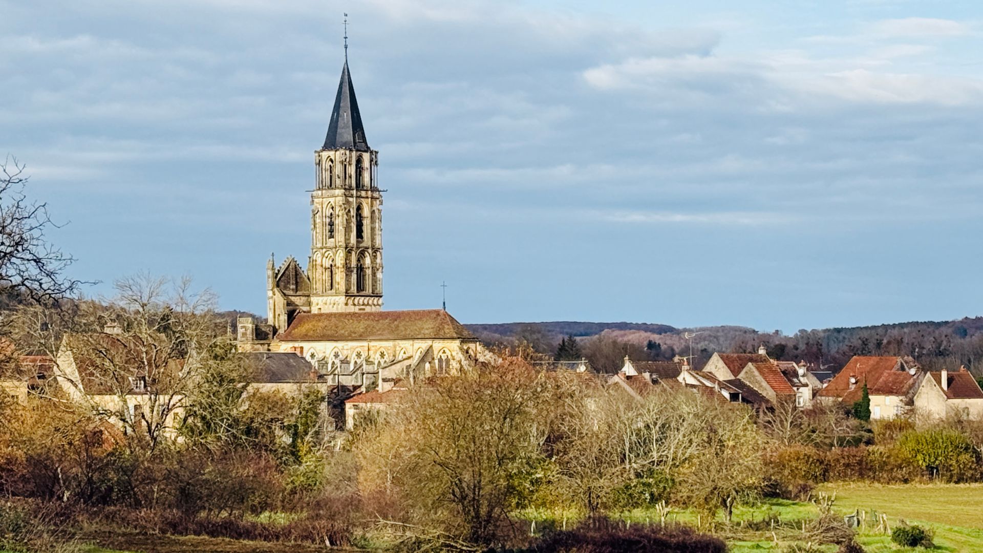 Immersive Paris wine region tours